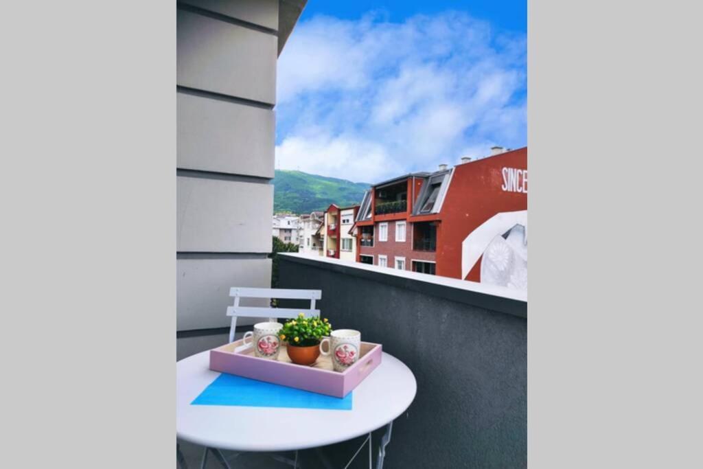 Centar One Apartmant Skopje Exterior foto